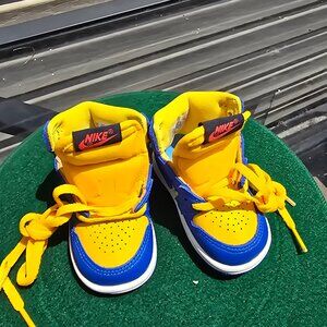 Nike Air Jordan 1 Retro High Top OG Baby Shoes